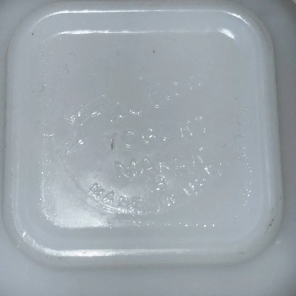 3 Vintage Fire King Balkan‎ Milk Glass Yogurt Maker Bowls Lids